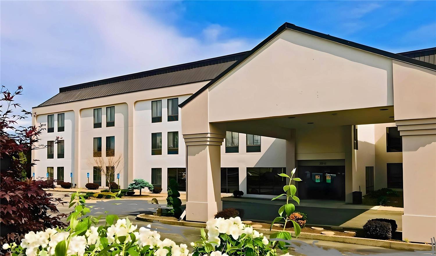 Comfort Inn Erie - Near Presque Isle 4/13