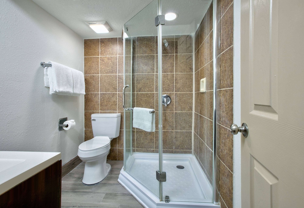 Ramada by Wyndham Diamondhead I-10/Gulfport 45/47