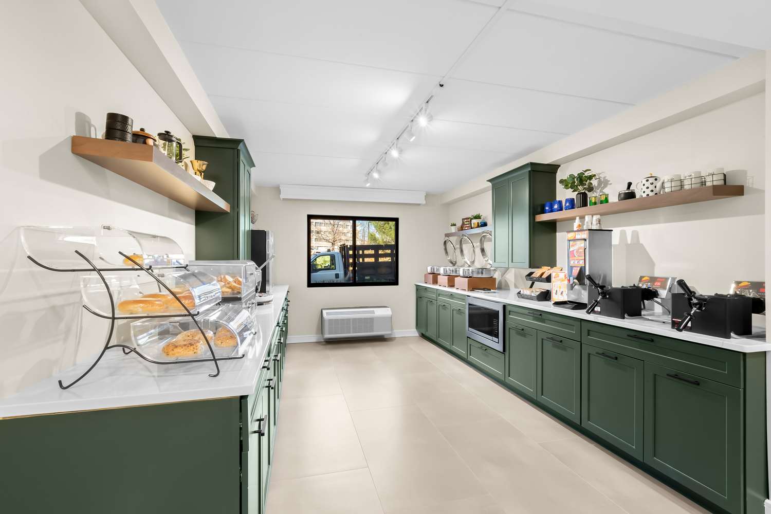 Latitude Suites Tinton Falls Eatontown 4/19