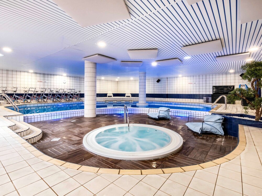 MERCURE TOURS SUD 10/77