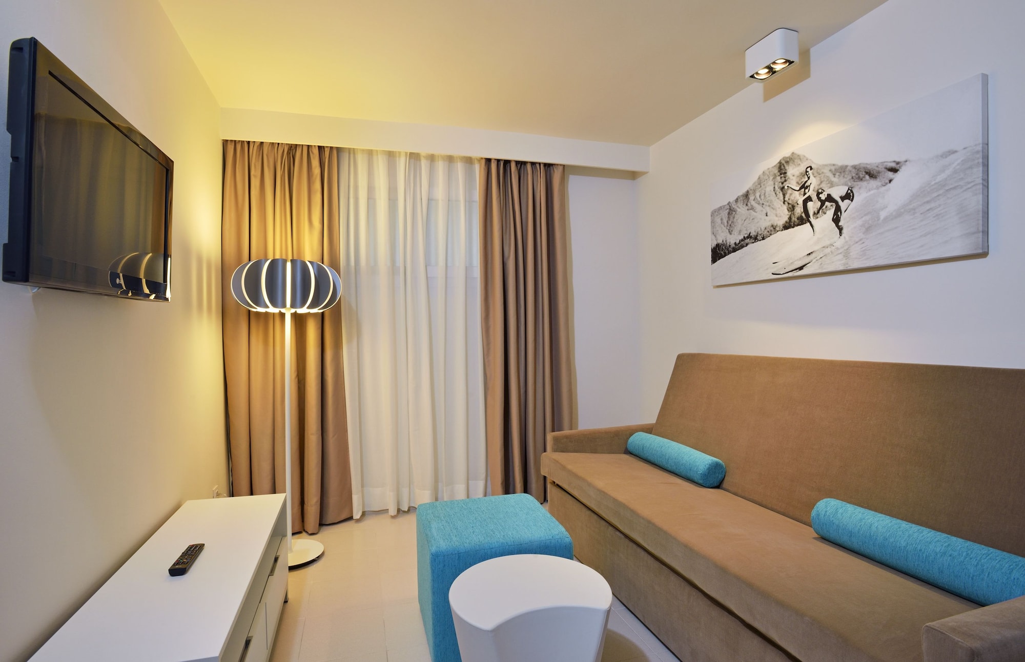 Beach House, Suite، Innside by Melia Wave Calvia 6/9