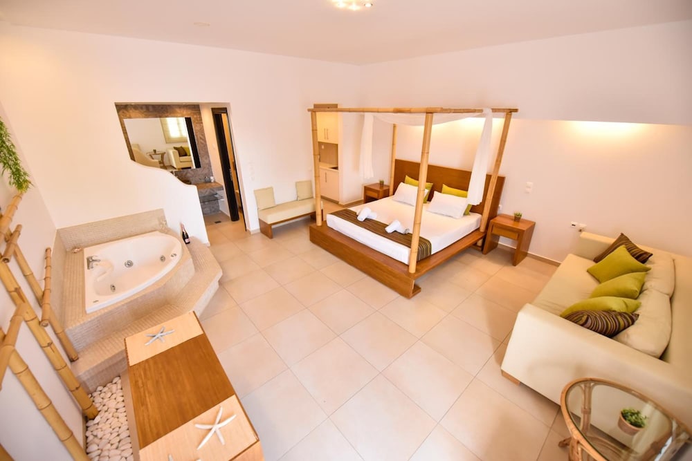 Queen Boutique Suites 9/38