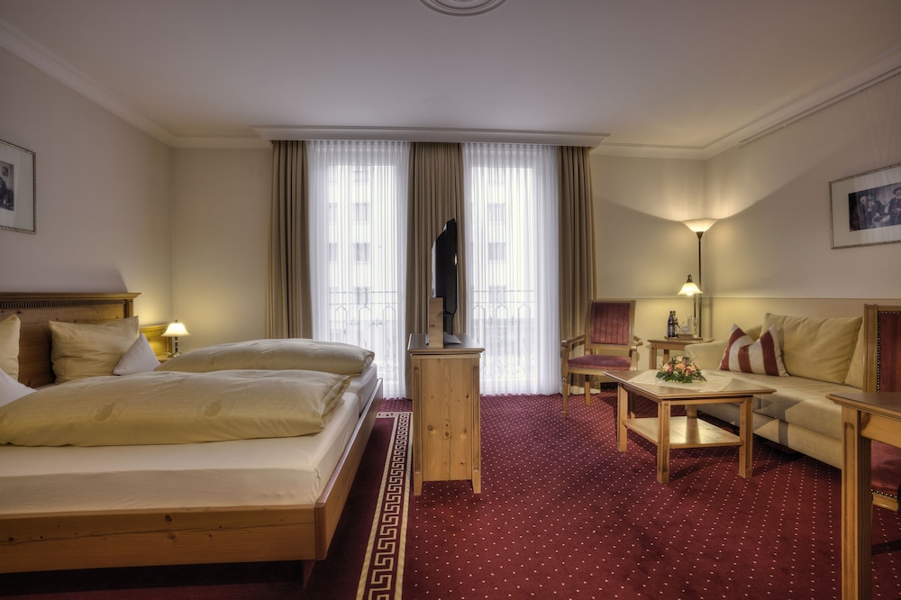 Hotel zum Erdinger Weissbrau 35/67