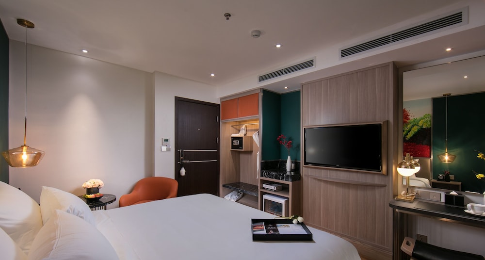 Aurora Premium Hotel and Spa (ex Delicacy Central Hotel and Spa) 8/48