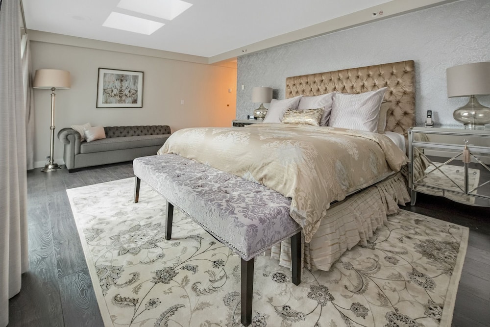 2 BEDROOMS, PENTHOUSE