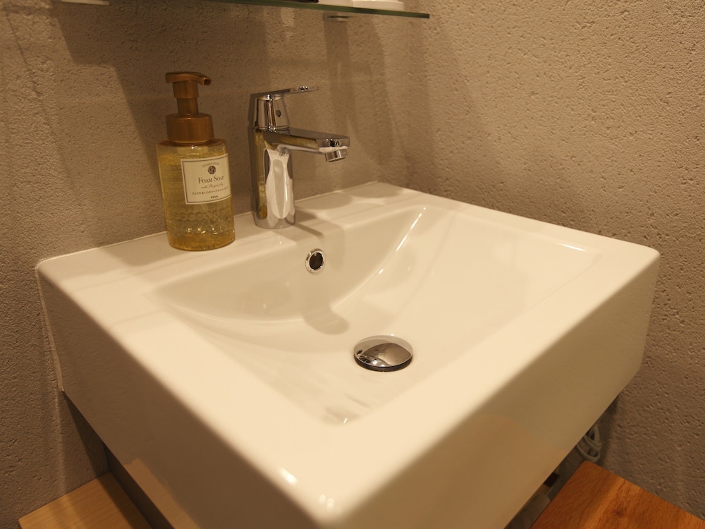 Amanek Ginza East 53/57