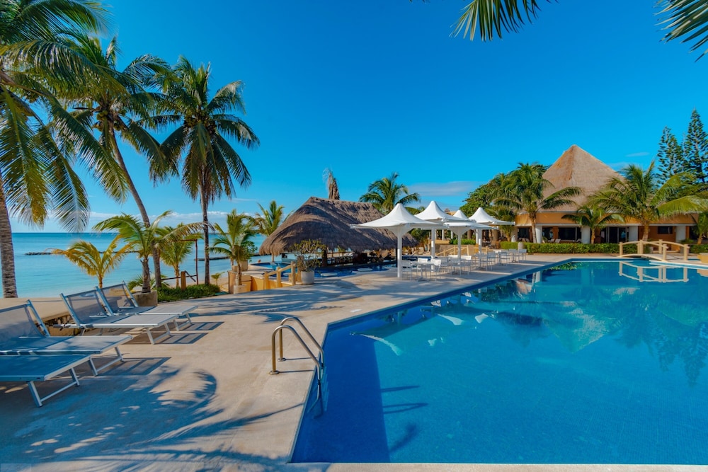 OMNI PUERTO AVENTURAS BEACH RESORT 49/53