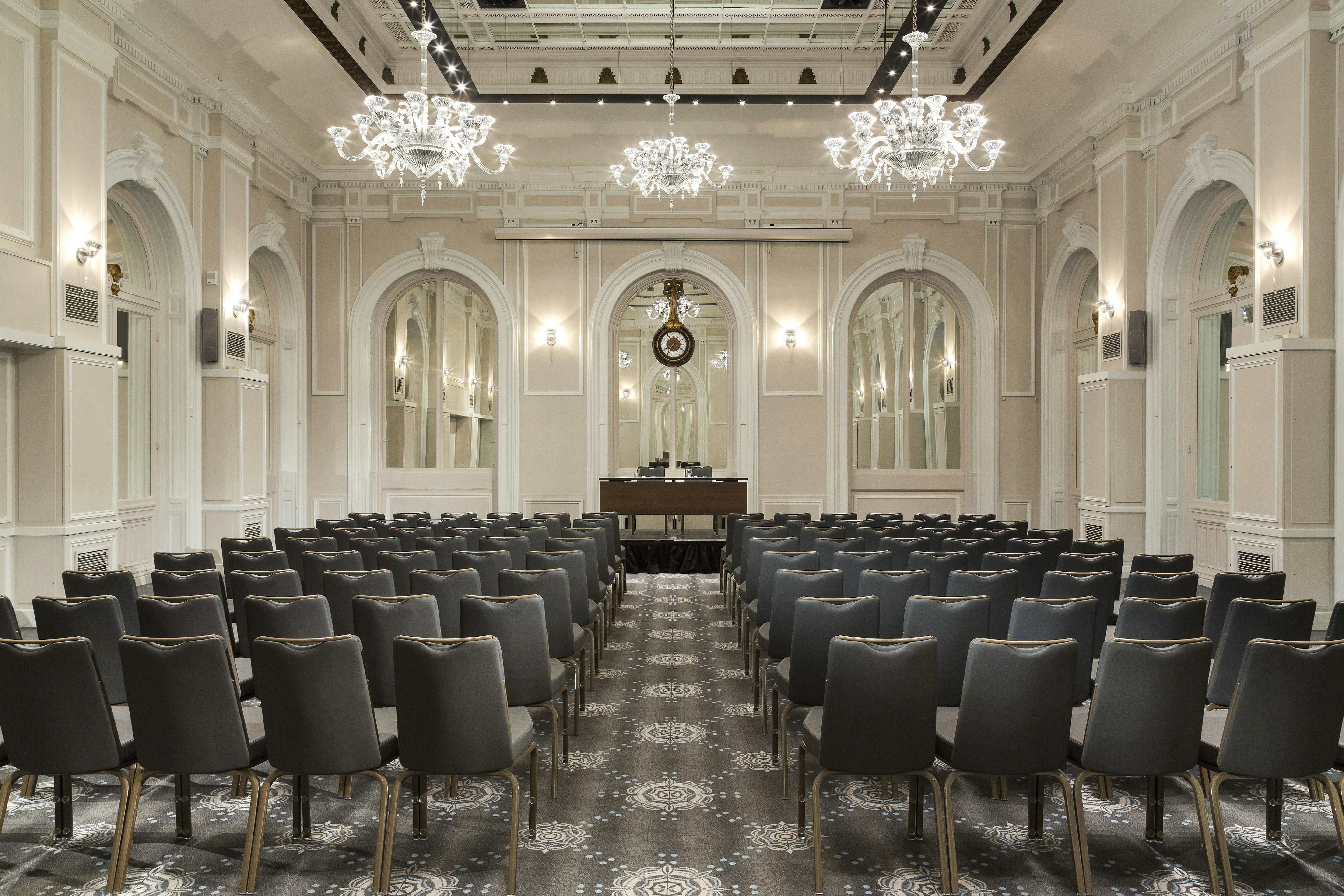 Hilton Paris Opera 72/81