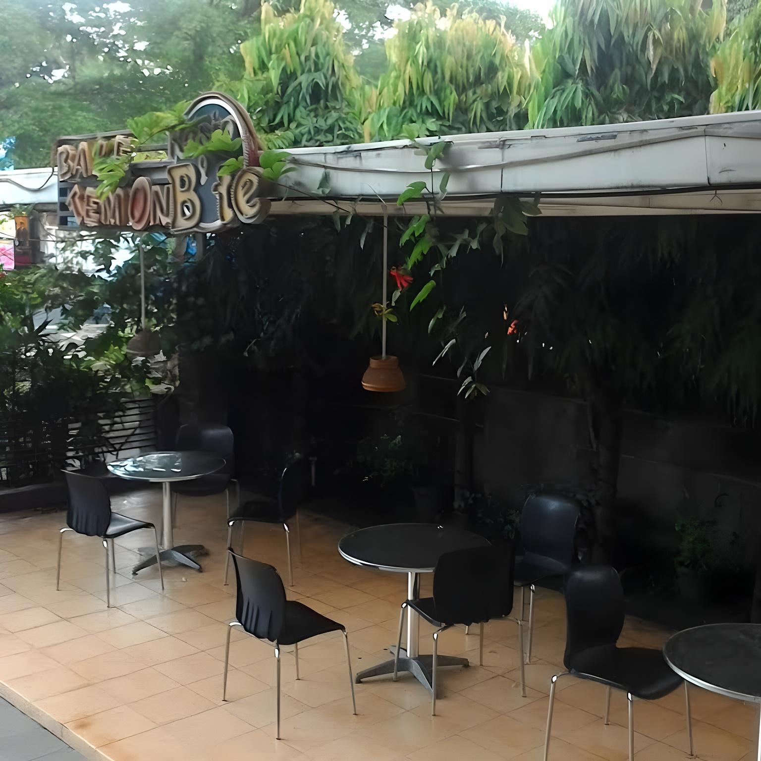 Hotel Bintang Solo 49/50