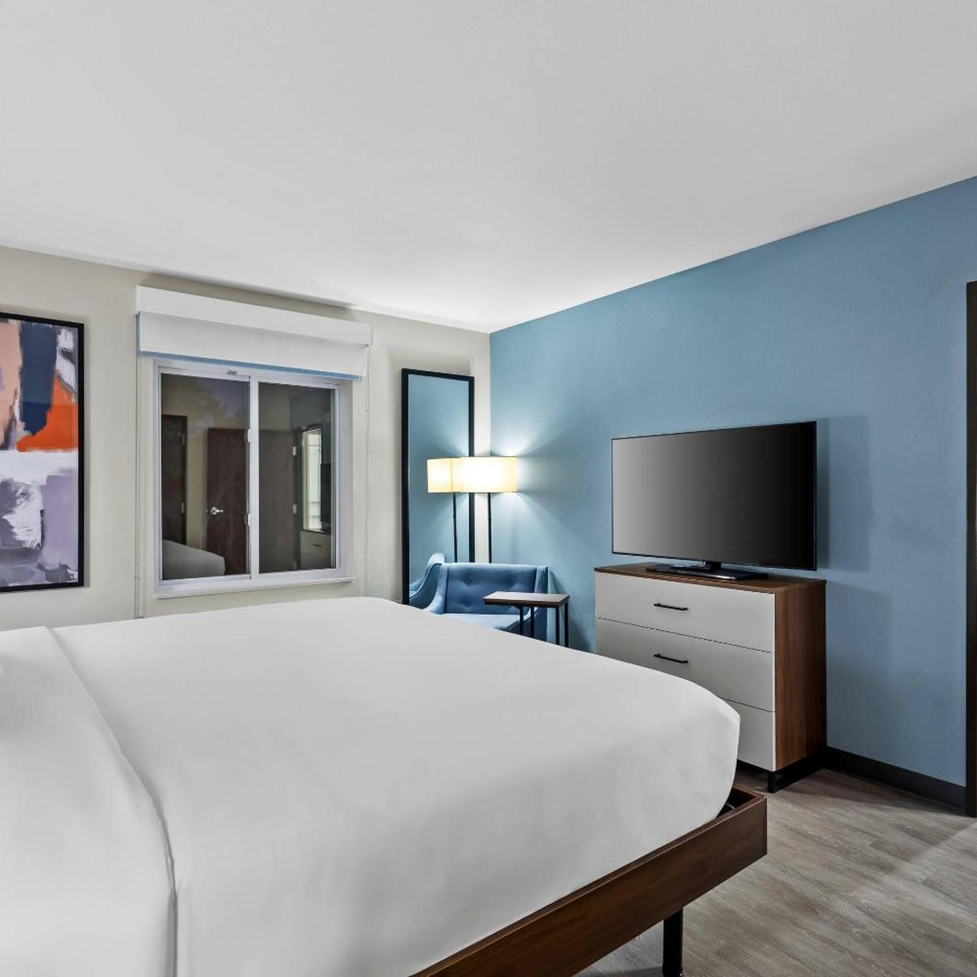 Everhome Suites Ocala I-75 North 24/59