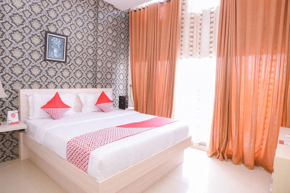 Hotel Capital O 854 Ub Caisar Hotel 18/28