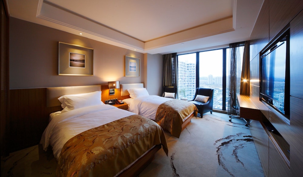 Dw Hotels 17/50