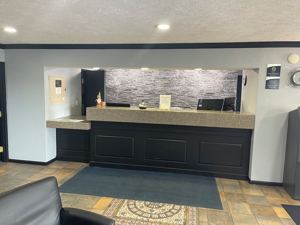 New Victorian Suites 9/66
