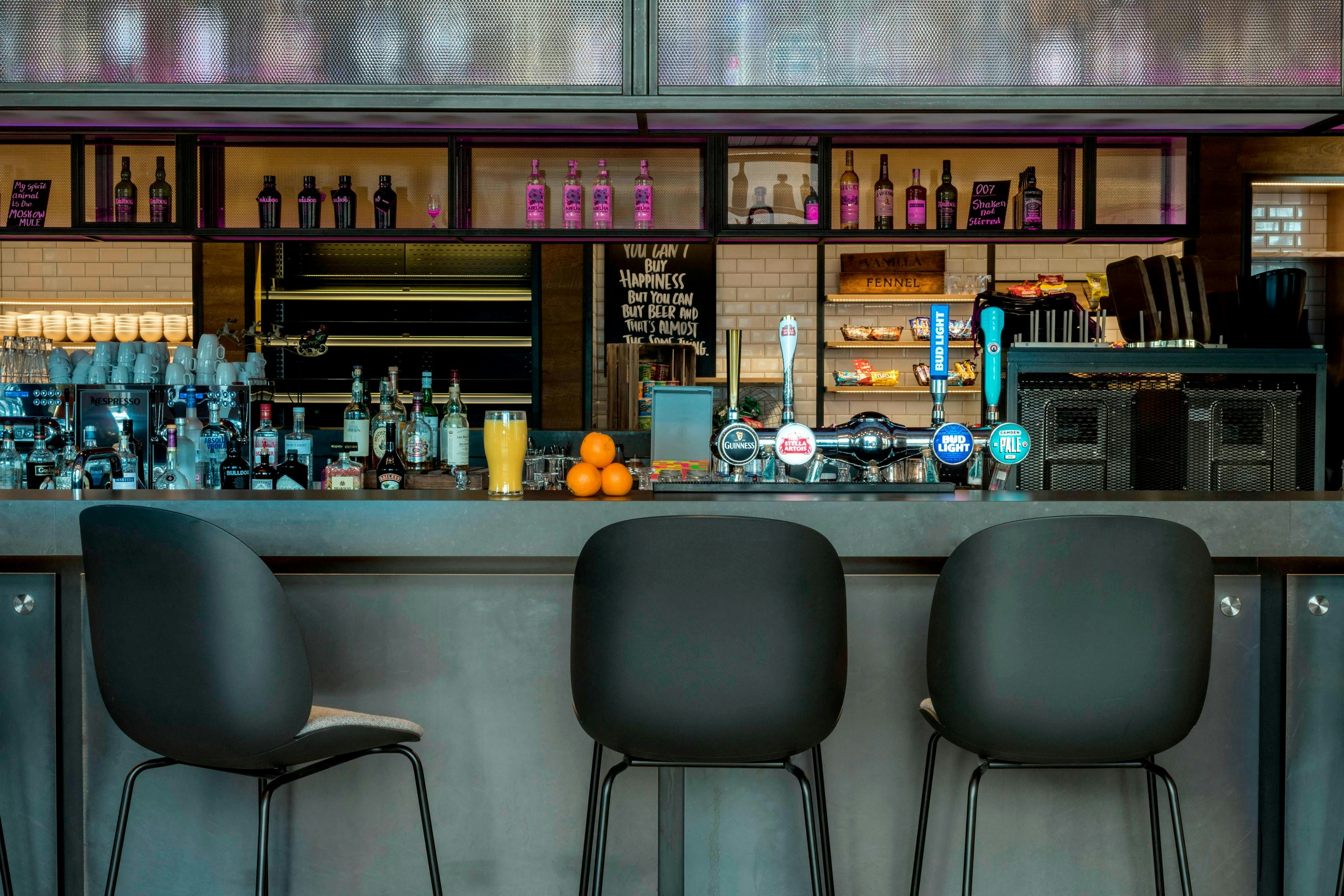 MOXY LONDON STRATFORD 27/42