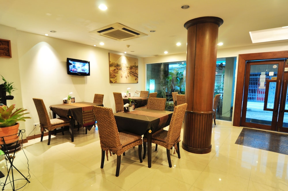 Baan Sukhumvit Soi 18 52/61
