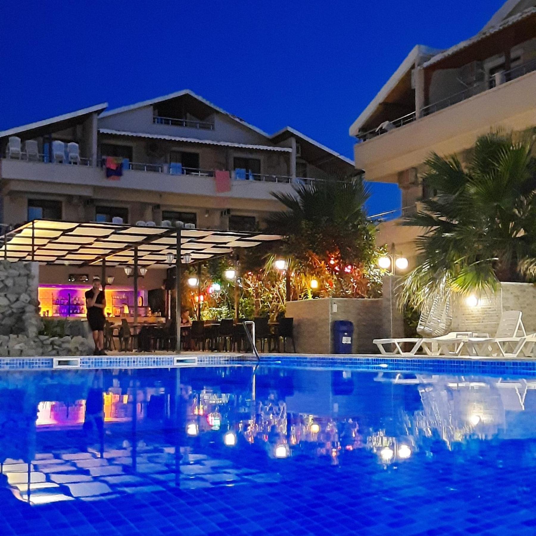 Altinkum Tatil Konaklari 2/19