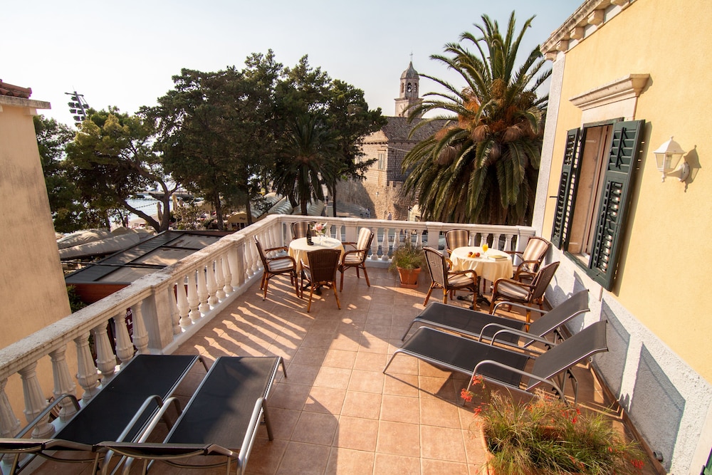 Villa Pattiera 36/43