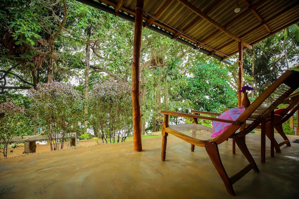 Freedom Resort Talalla 16/30