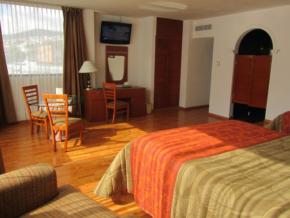 Hotel Don Miguel 19/72