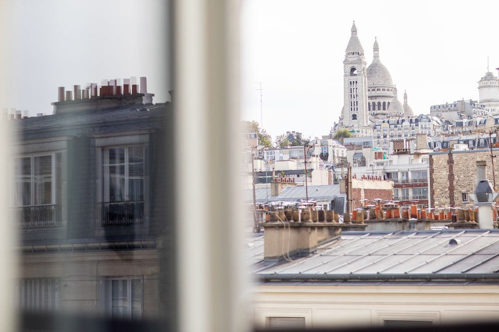 Hotel Prince Albert Montmartre 64/69