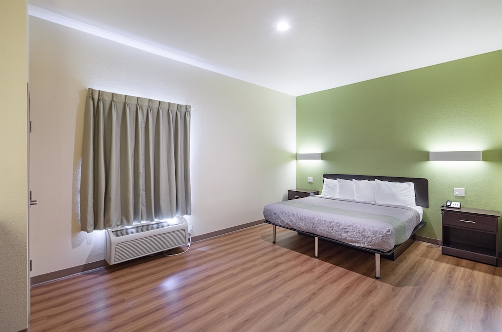 STANDARD, KING BED