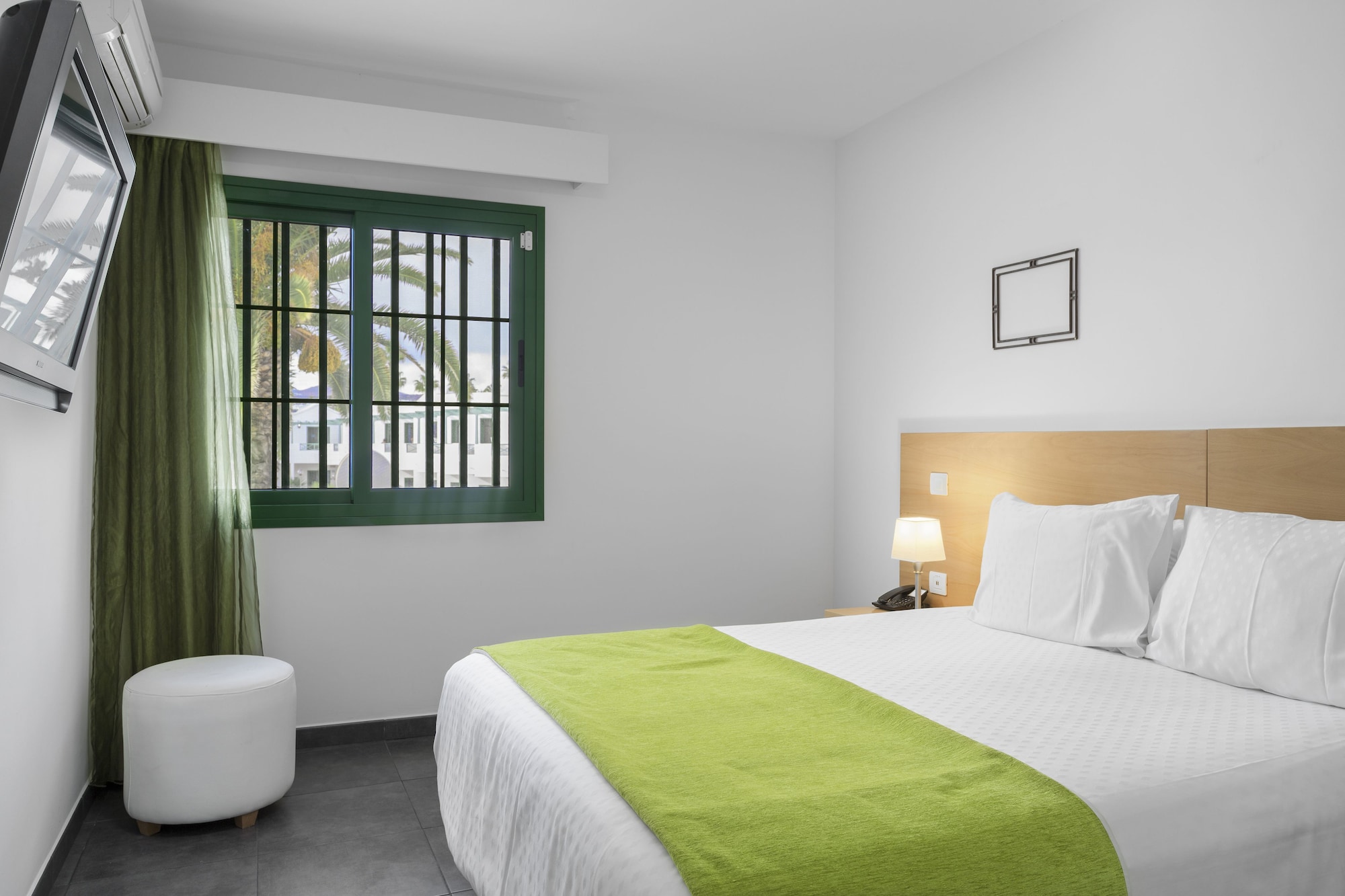 2 BEDROOMS, APARTMENT