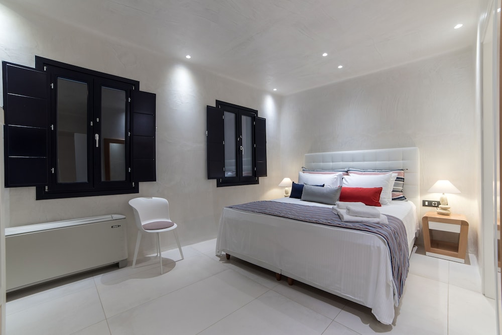 Day Dream Luxury Suites 15/81