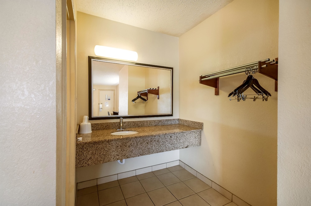 Motel6 Washington, DC - Convention Center 37/37