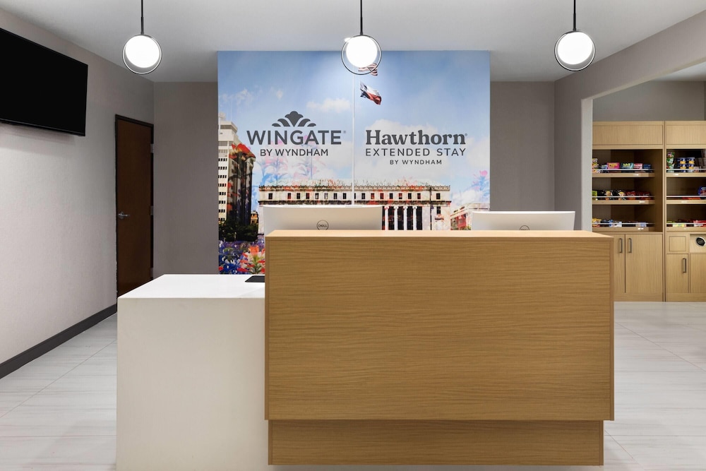 Hawthorn Extended Stay by Wyndham College Station South 3/34