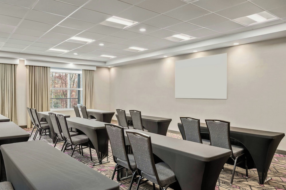 Residence Inn by Marriott Homewood Mountain Brook 37/48