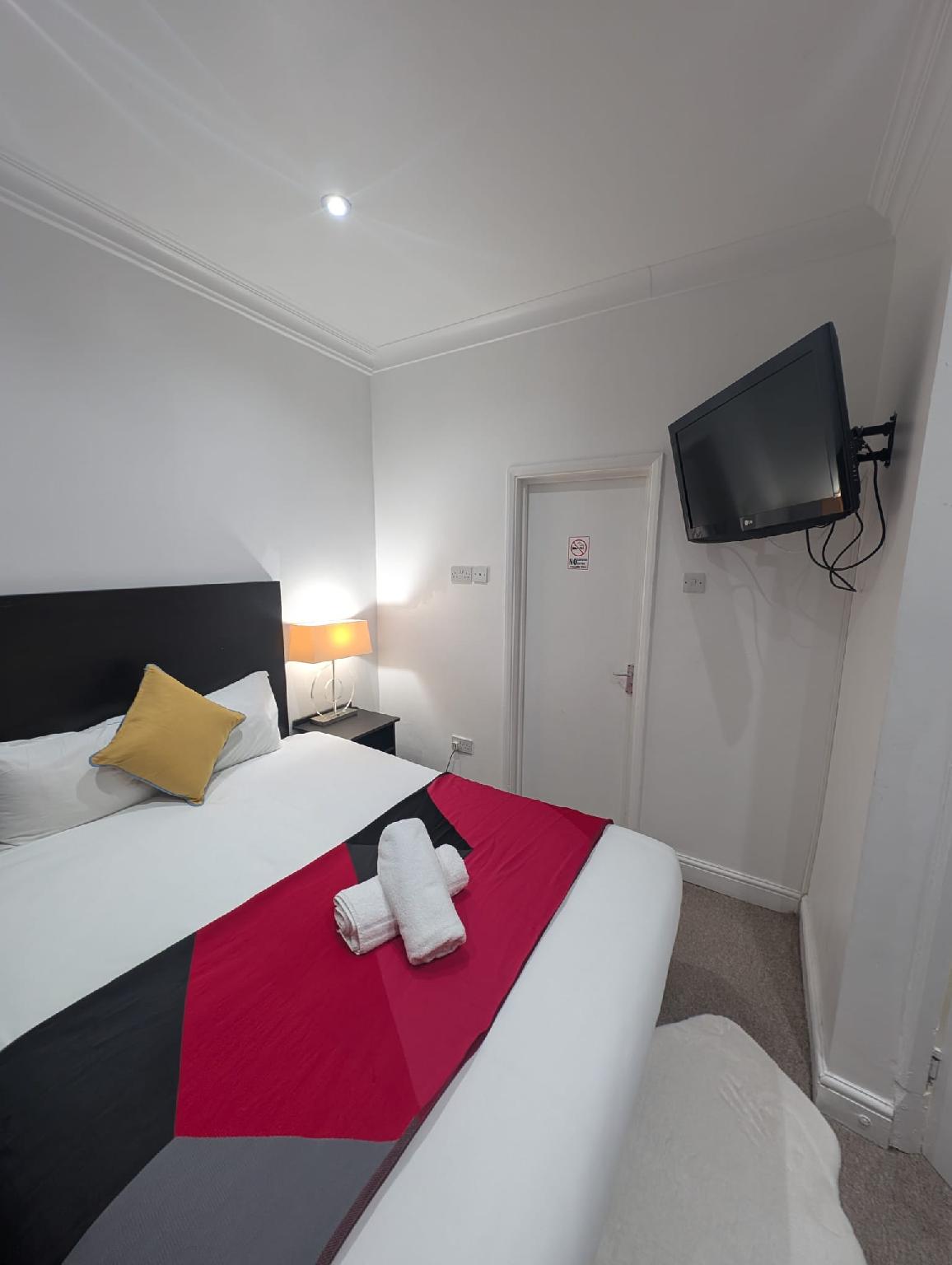 Ensuite Double Room