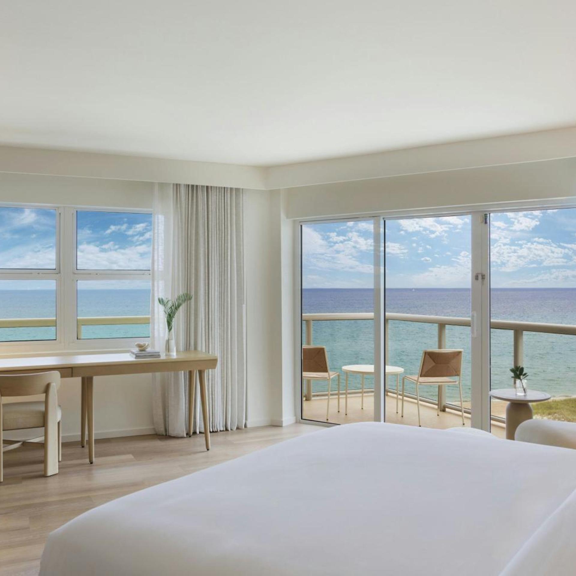 Executive, Suite, King Bed, Ocean Front