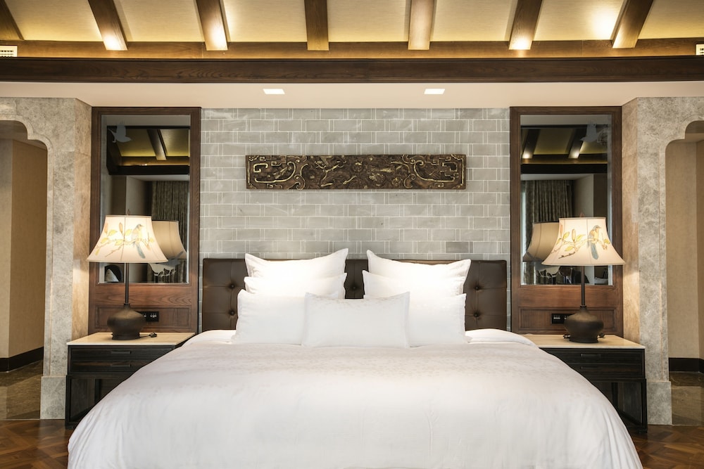 Hilton Sanqingshan Resort 16/60