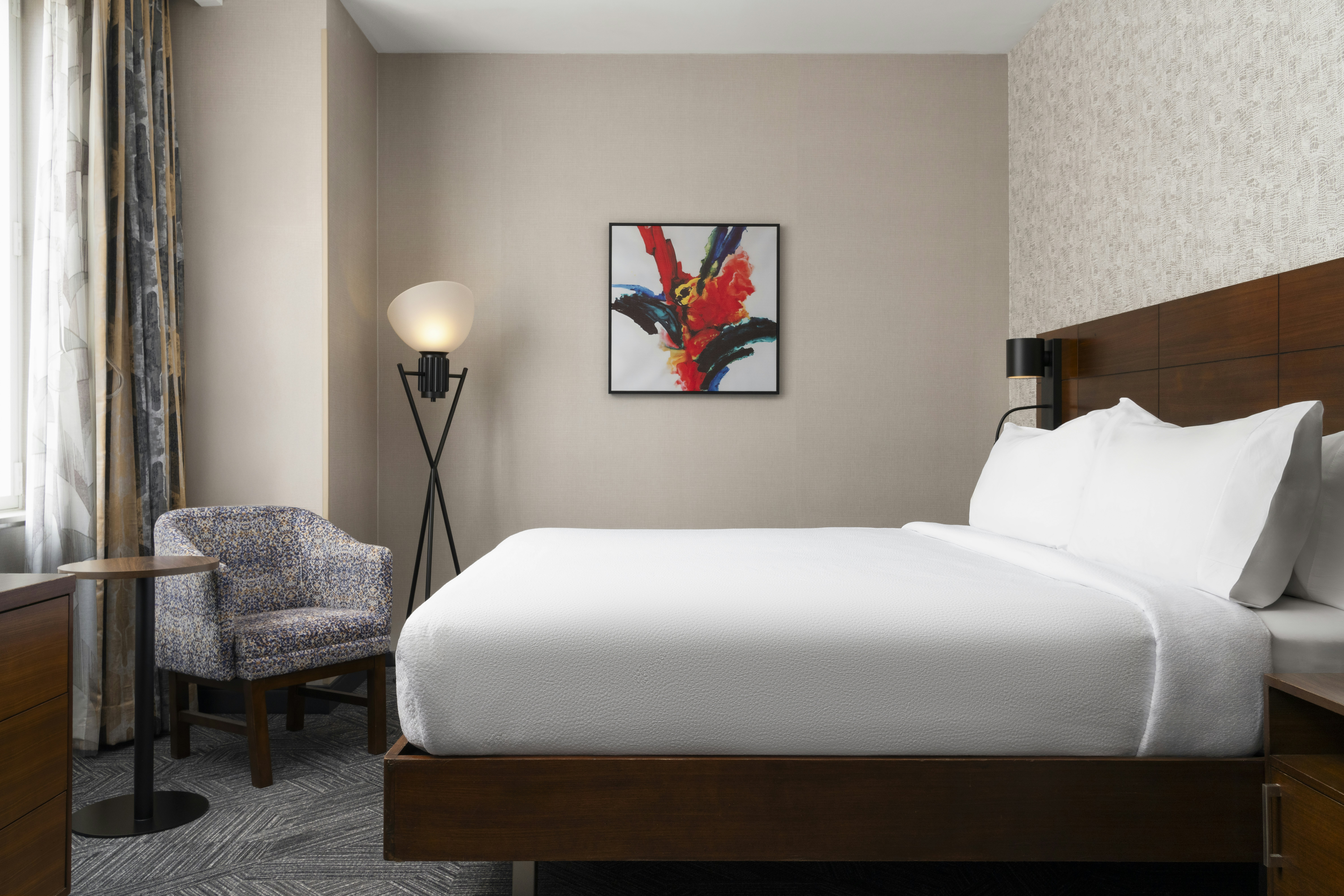 ROOM, KING BED, CITY VIEW, ACCESSIBLE