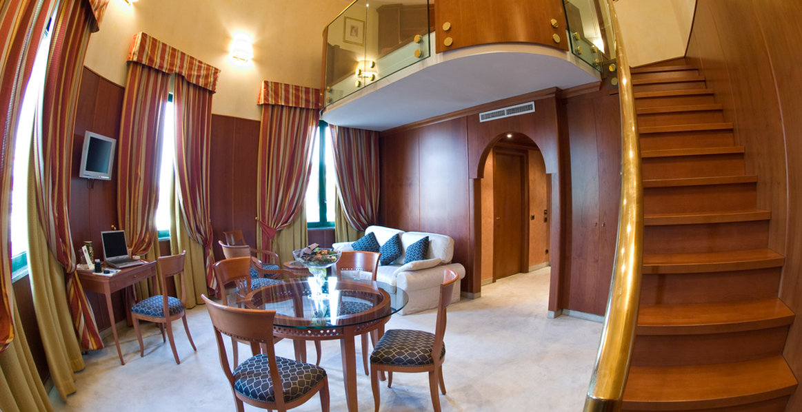 As Hotel Monza 36/56