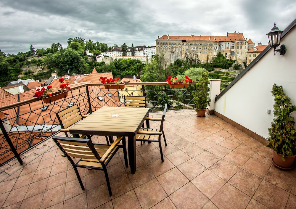 Hotel Dvorak 39/50