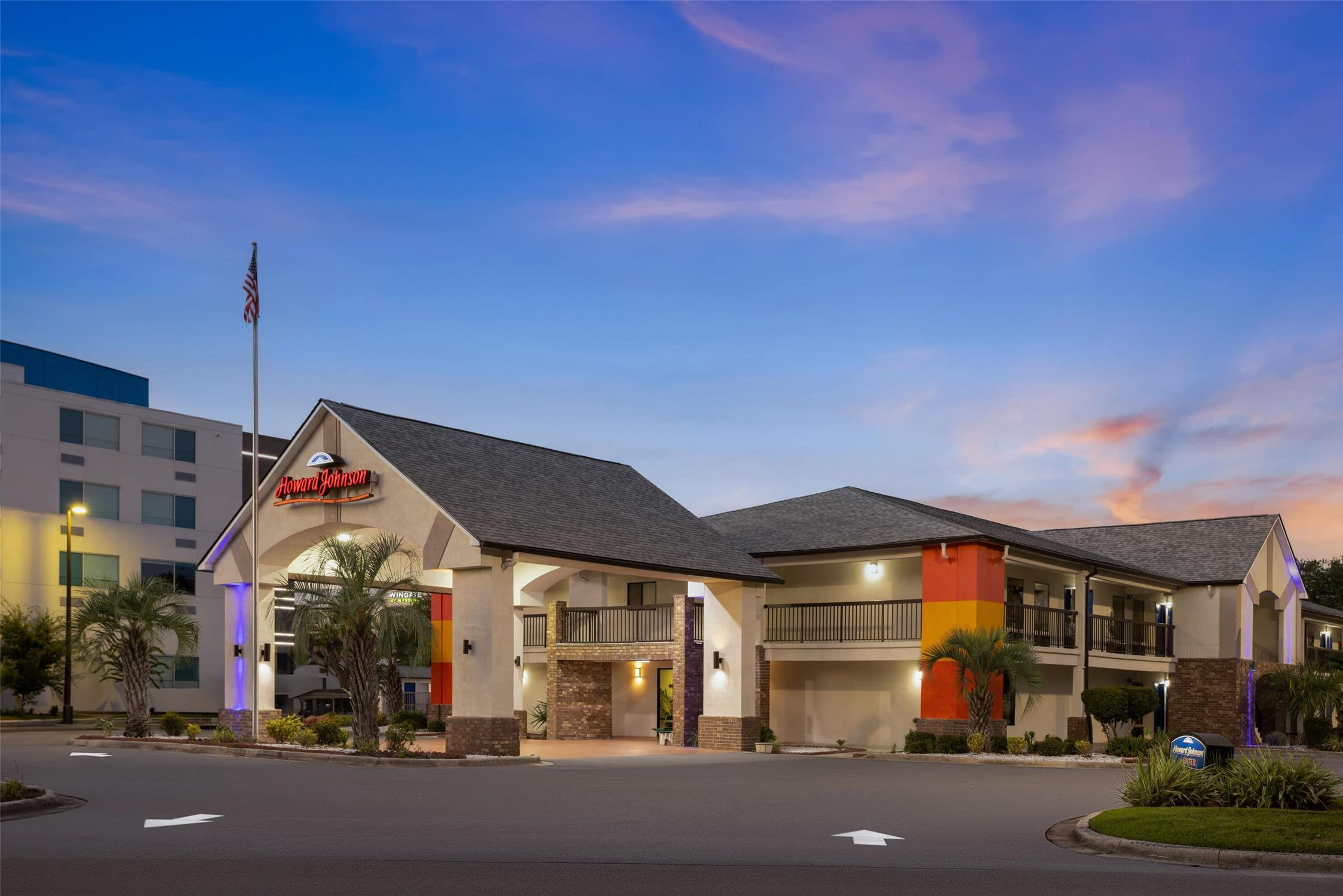 Howard Johnson by Wyndham Savannah GA 1/27