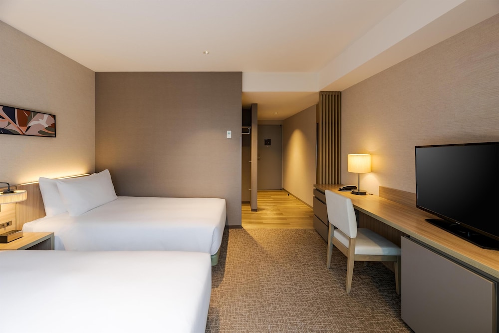 غرفة ديلوكس بسريرين منفصلين بإطلالة على البحر في طابق مرتفع