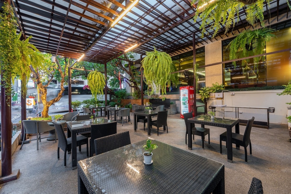 Sunbeam Hotel Pattaya 52/66