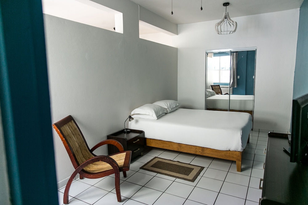 1 BEDROOM, BASIC, APARTMENT