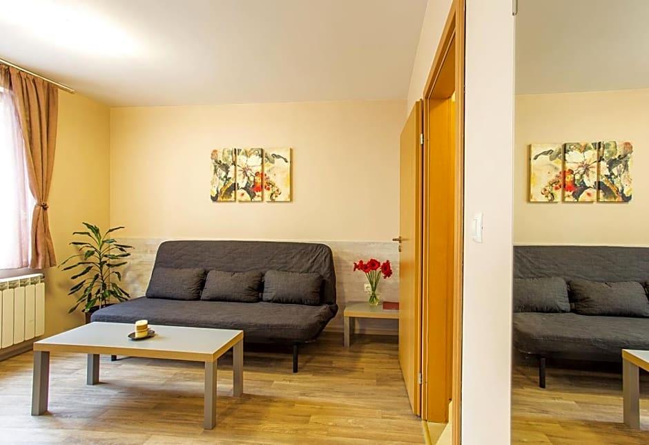 Sofia Place 28/50