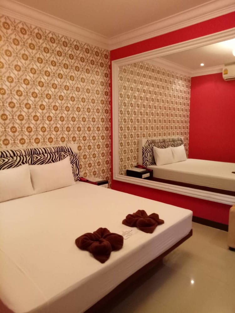 Honey Inn Hotel 4/50