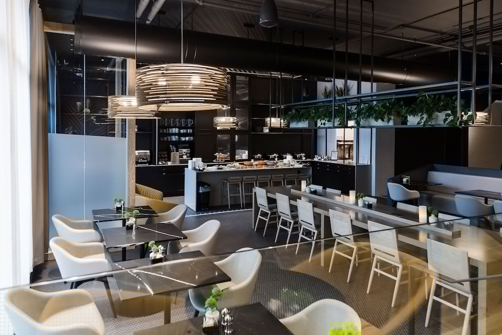 Alt Hotel Saskatoon 25/36