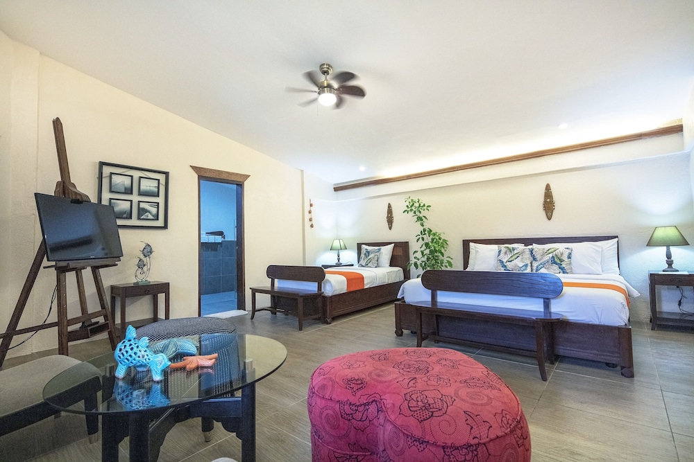 Oasis Resort 47/66