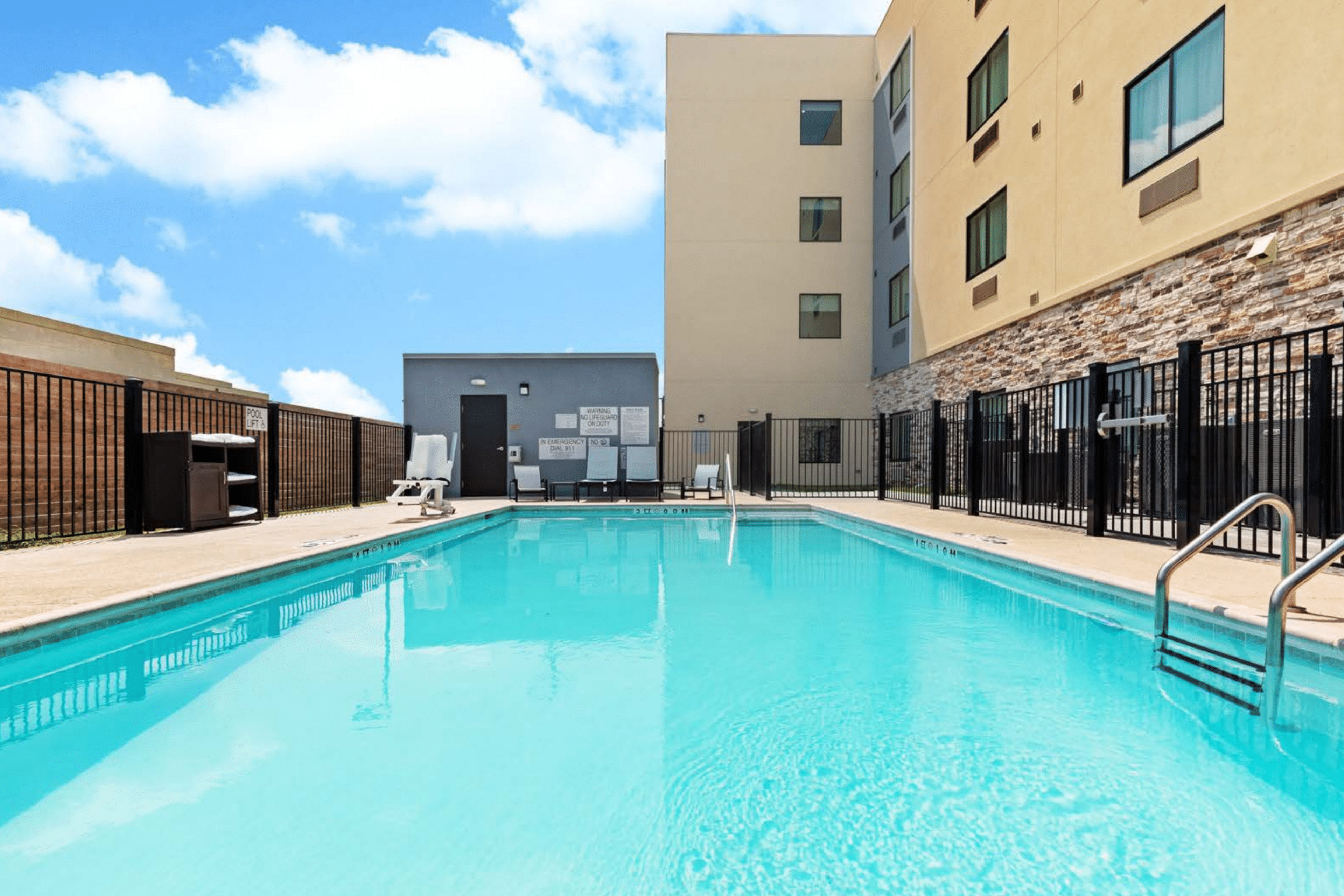 Staybridge Suites Waco South - Woodway 10/20