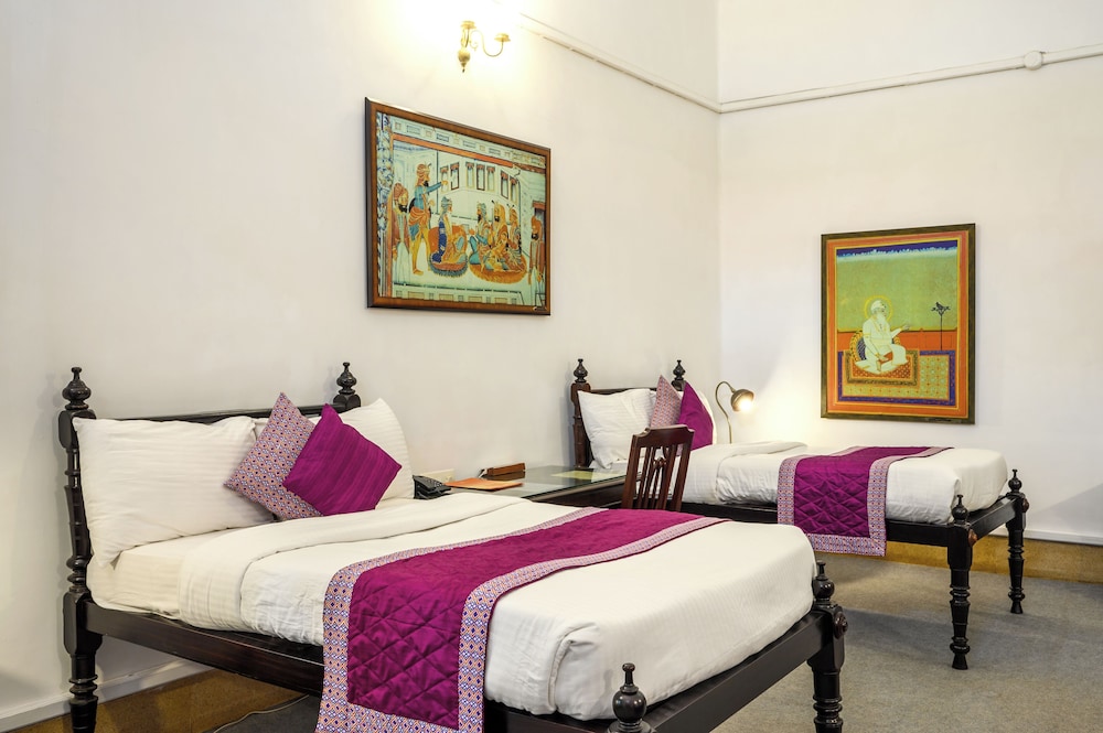 Heritage, World, Double Bed