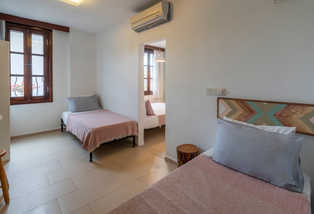 Bouti Ayvalik Otel 22/50