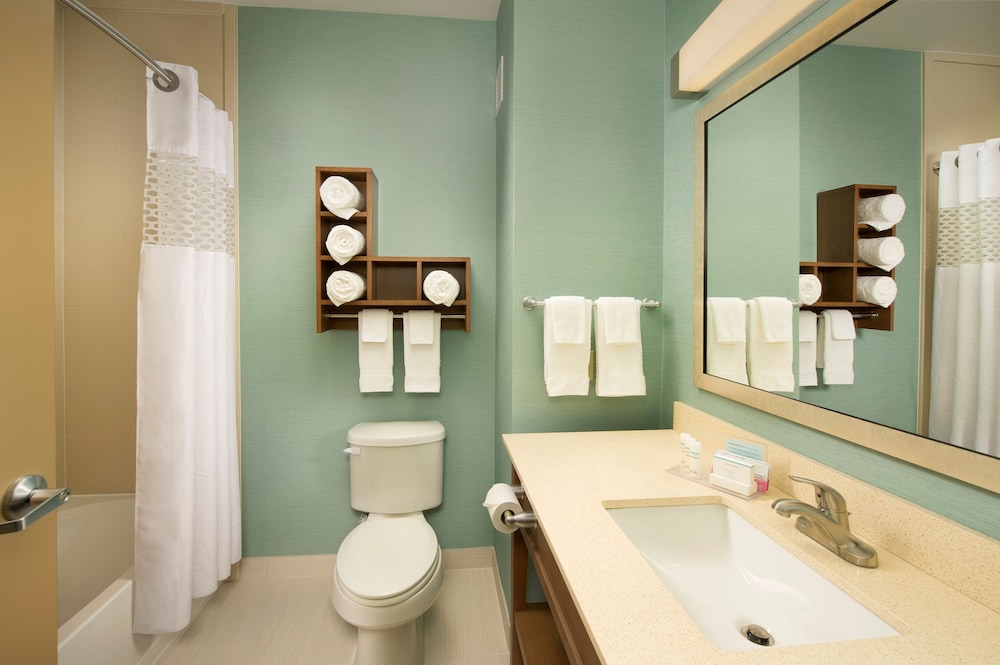 Hampton Inn Lake Charles 20/68