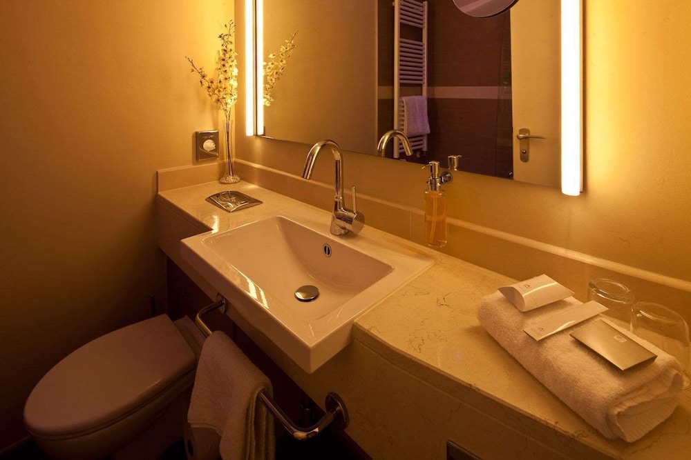 Bavaria Boutique Hotel 48/50