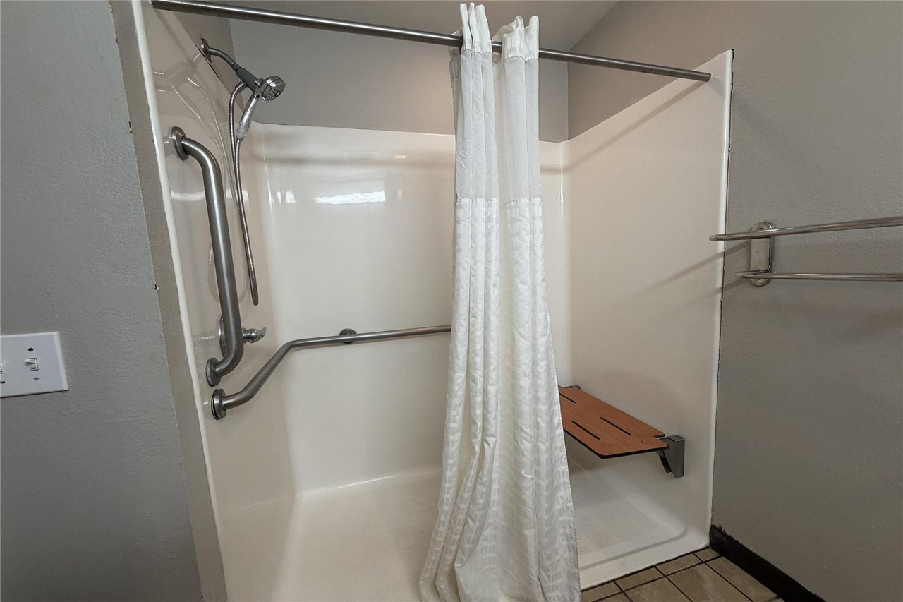 SureStay by Best Western Huntsville East 20/20